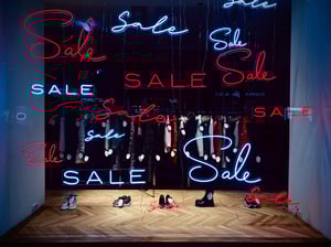 How Are the 2025 Winter Sales Performing for Fashion Retailers?